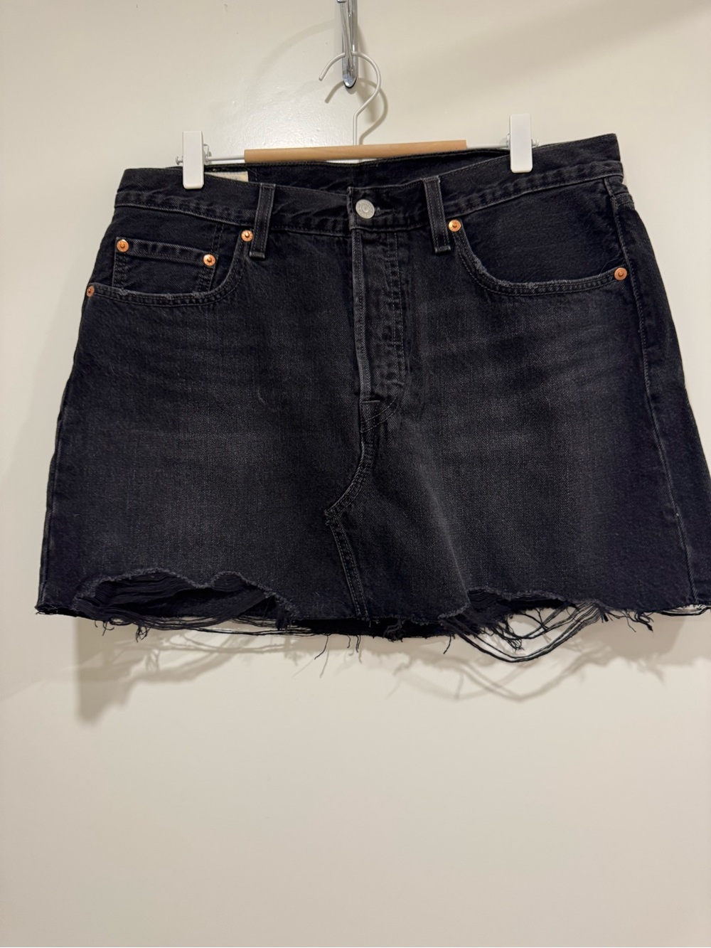 Levi's Black Distressed Frayed Hem Denim Mini Skirt